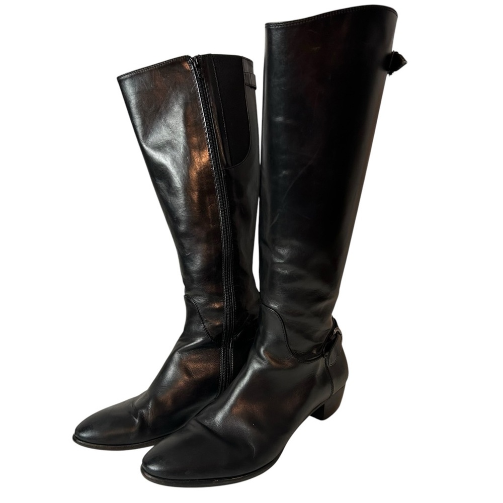 Minimalist Leather Knee Boots